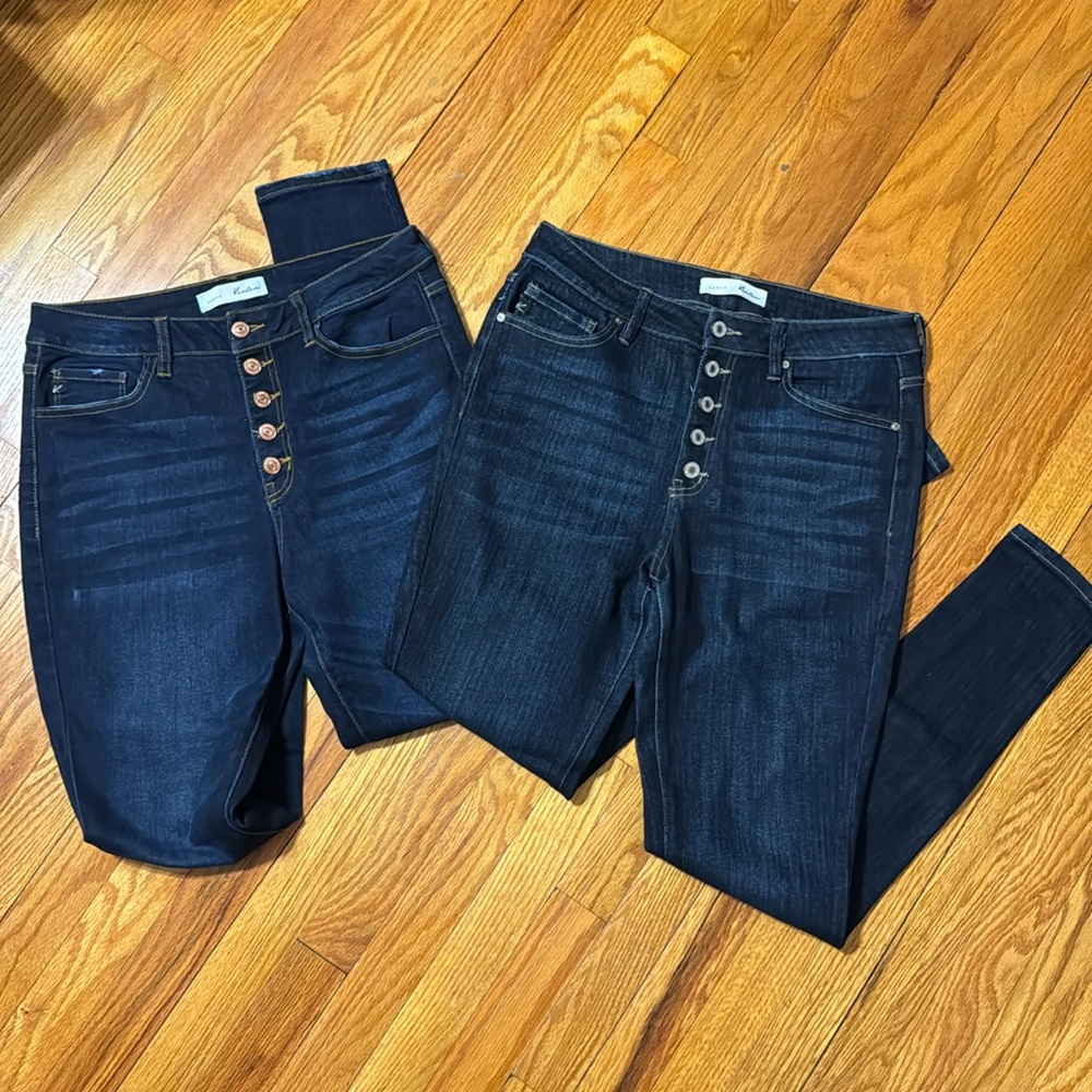 Bundle: KanCan button fly jeans